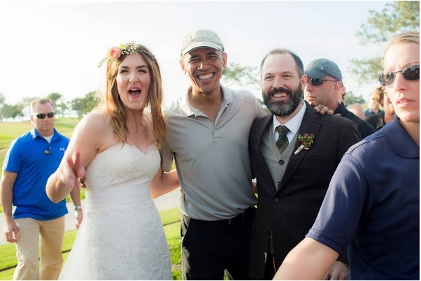 Barack Obama s’incruste et perturbe un mariage à San Diego