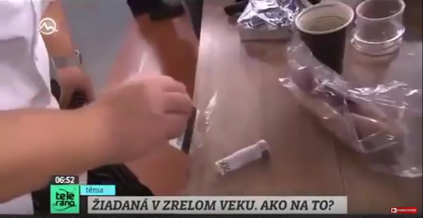 Vidéo : En Slovaquie, un cuisinier surpris en train de prendre un rail de coke en direct !