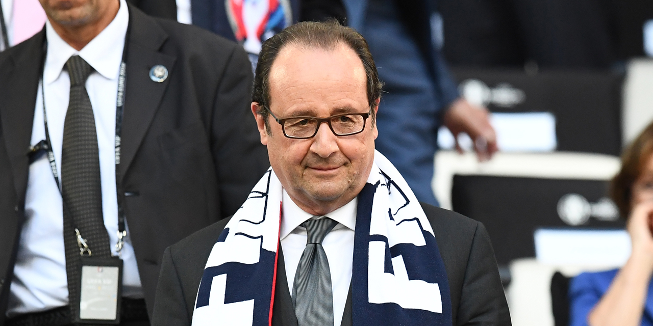 « Gars des cités », « gosses mal éduqués »… François Hollande s’en prend au foot français