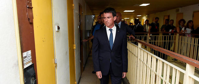 Surpopulation carcérale : Manuel Valls annonce la construction de 33 nouvelles prisons