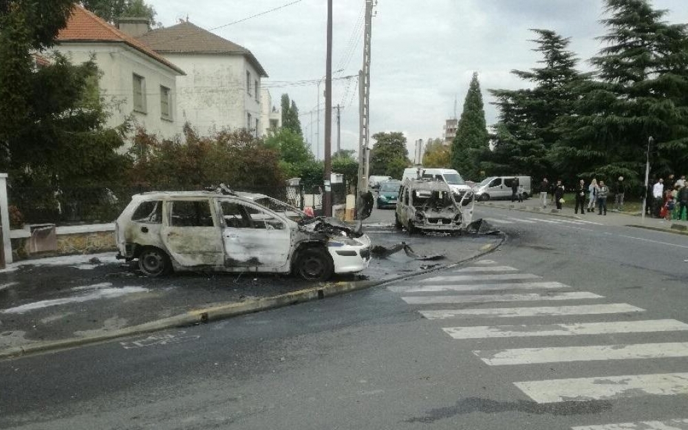 Essonne : deux policiers gravement brûlés par des cocktails Molotov
