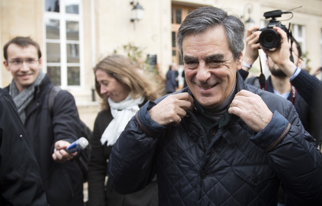 Primaire à droite : François Fillon en tête avec 43,9% des voix – Sarkozy reconnaît sa défaite
