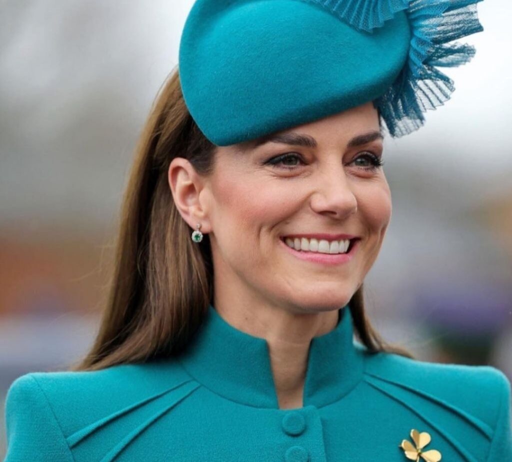 Photo de Kate Middleton habillée pour la St Patrick.