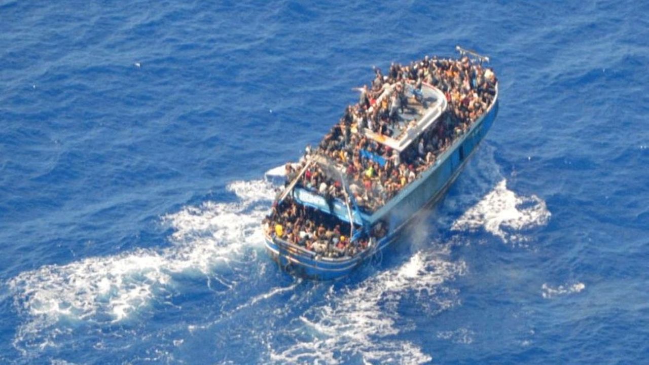 Révélations troublantes de l’enquête sur le drame maritime des migrants : le rôle troublant de la Grèce