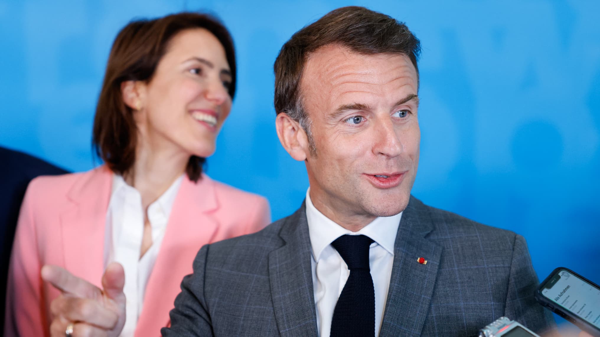 Élections européenes : Emmanuel Macron vole à la rescousse de Valérie Hayer