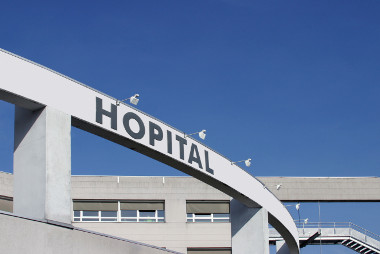 L’hôpital français au bord de l’implosion ?