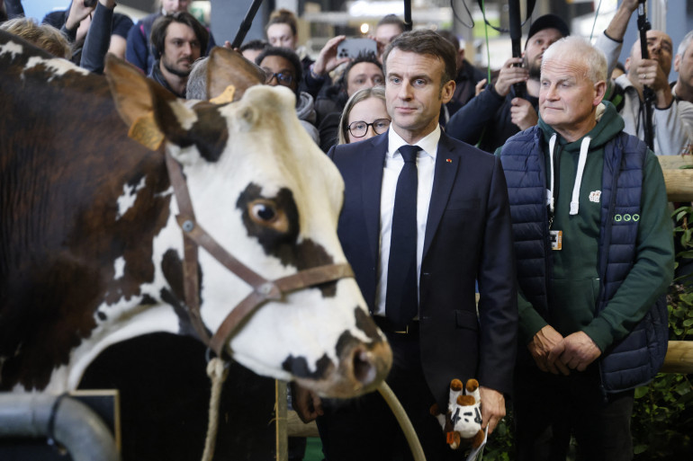 Emmanuel Macron rencontre les représentants agricoles pour clore la crise hivernale