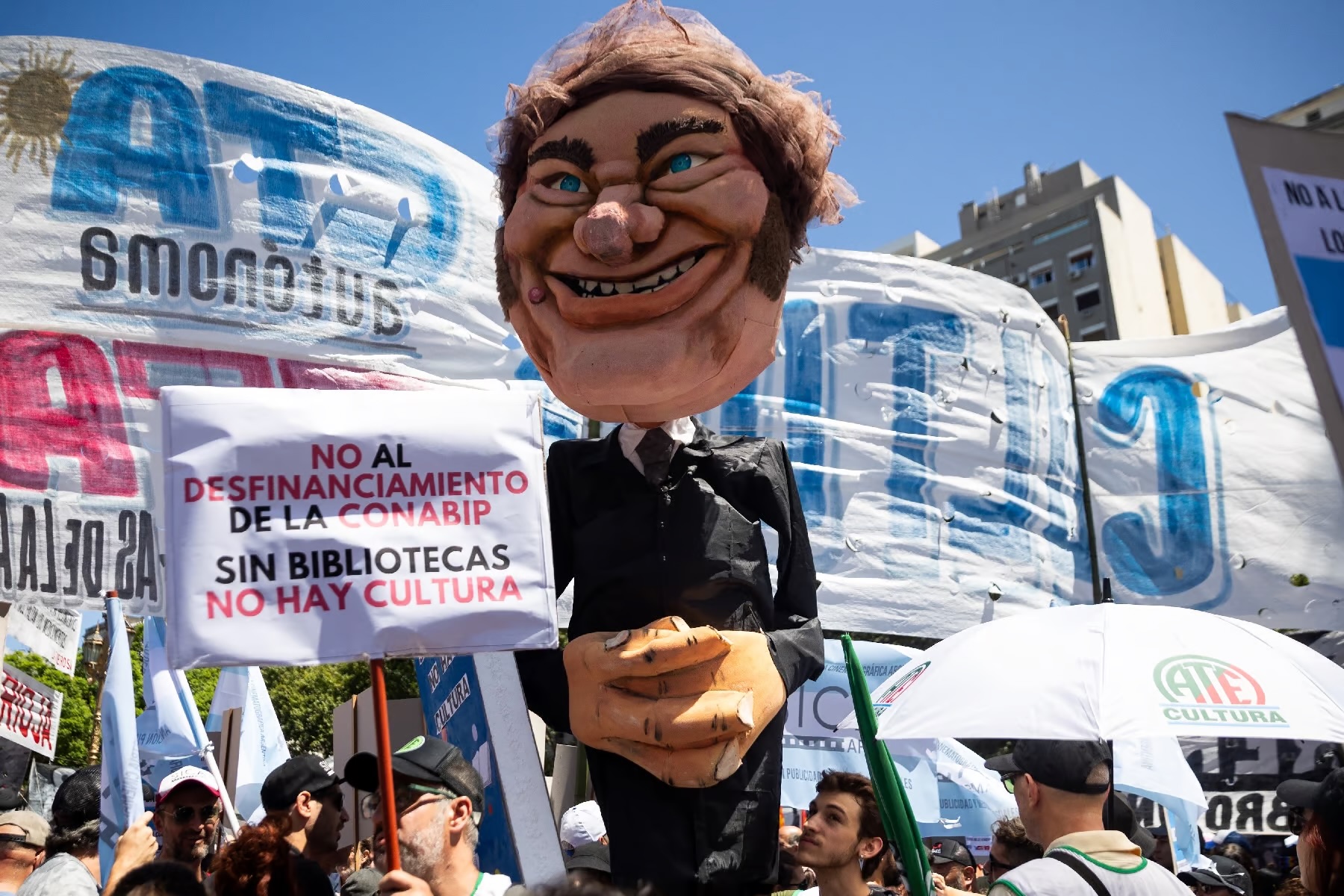 Argentine : deuxième grève générale contre un Milei imperturbable et autosatisfait